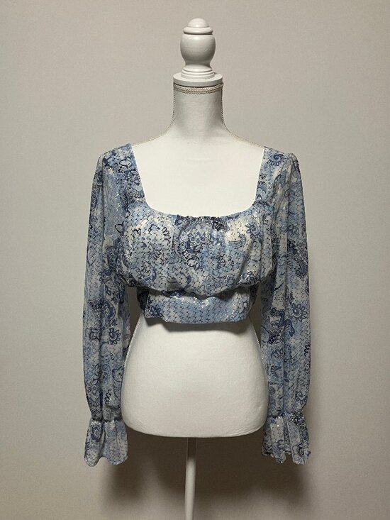Altar'd State Tops - Altar'd State Blue Paisley Chiffon Long Sleeve Crop Top Blouse, Size Large
